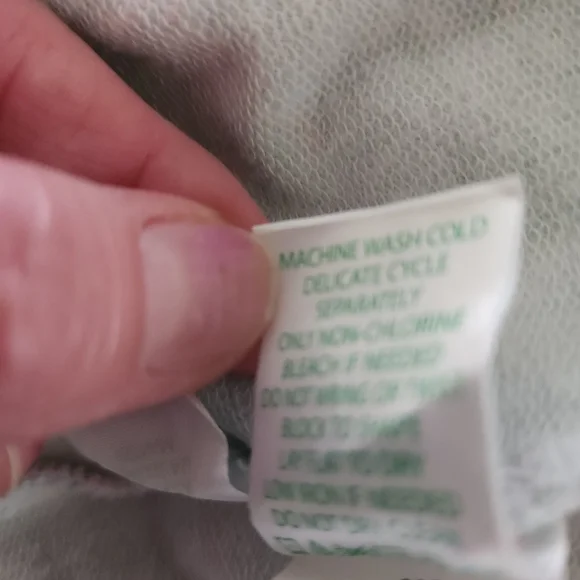 Lilly Pulitzer | UPF 50+ Skipper Popover Lilly Loves Palm Beach - Picture 7 of 9